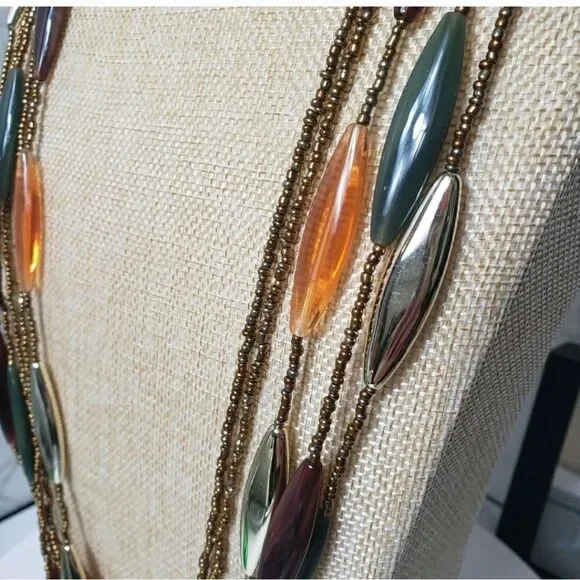 LUCITE RESIN & SEED BEAD Multi-Strand Retro Necklace - Picture 2 of 8